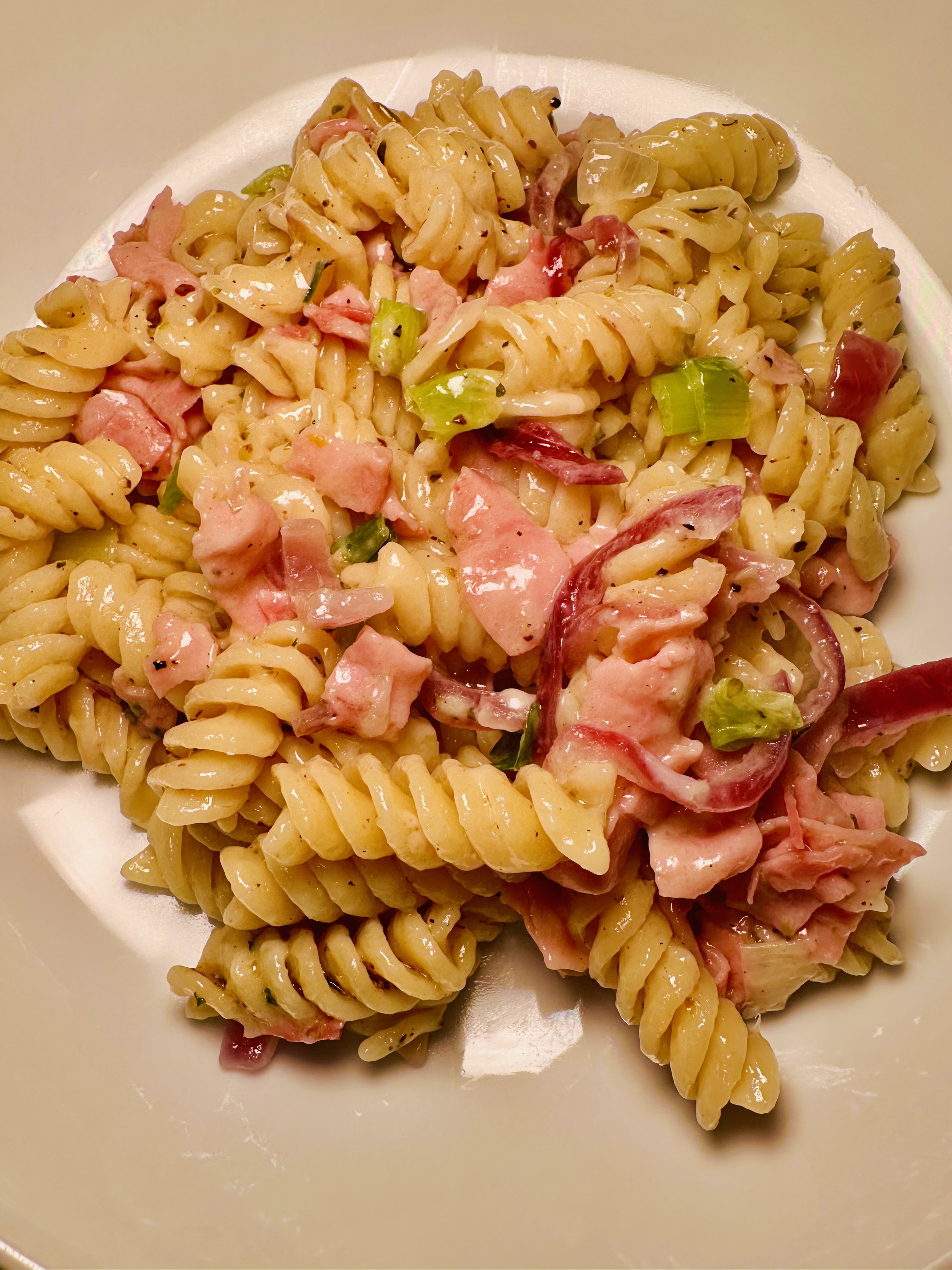 Creamy Ham, Cheese & Onion Pasta
